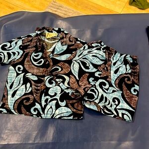 Hawaiian aloha shirt and shorts set!  Size 2